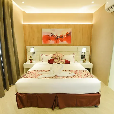 Red Hotel Cubao, Quezon City Exterior photo
