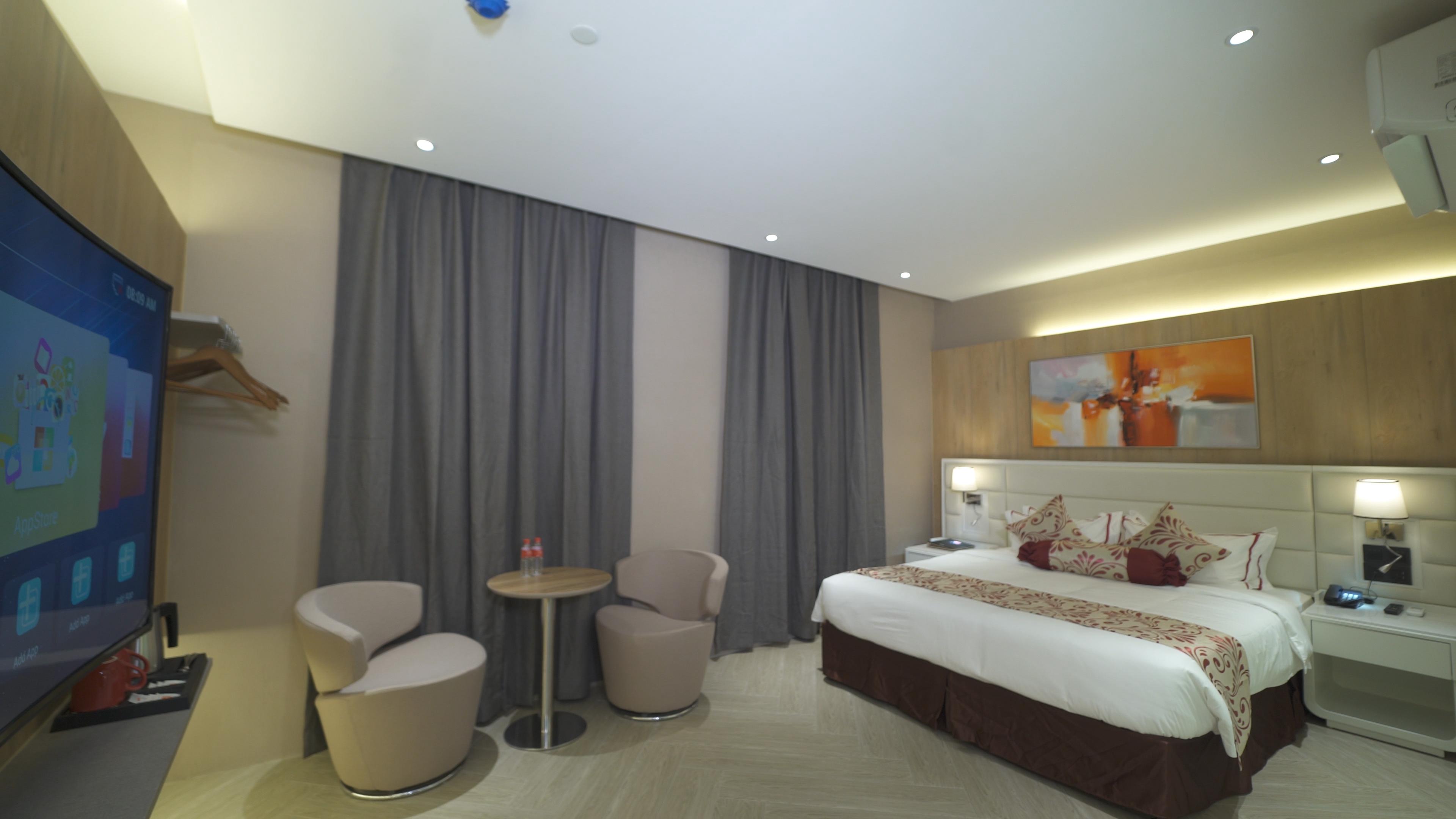 Red Cubao, Quezon 3*